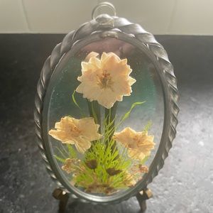 Vintage pressed flowers suncatcher